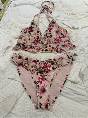 Hanky Panky Pink Floral Ruffle Halter Bikini  size medium